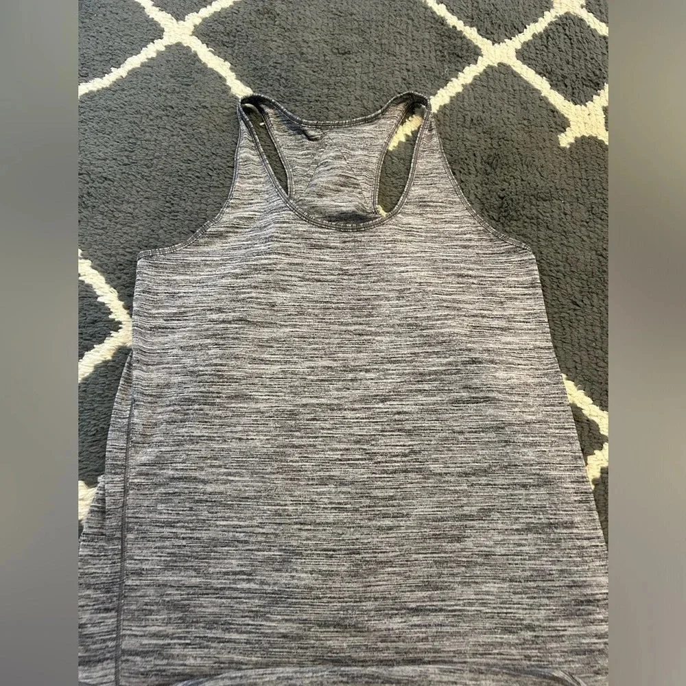 Lululemon Essential Tank Pleated
